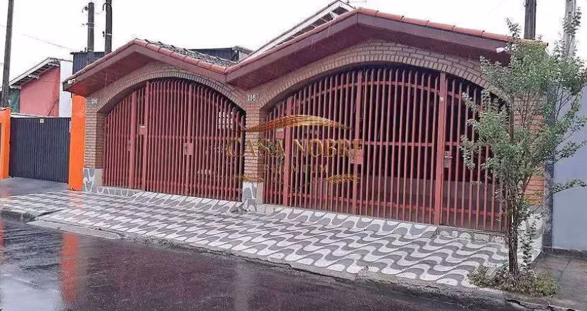 Casa ampla com edícula à venda e para locação em tremembé/sp