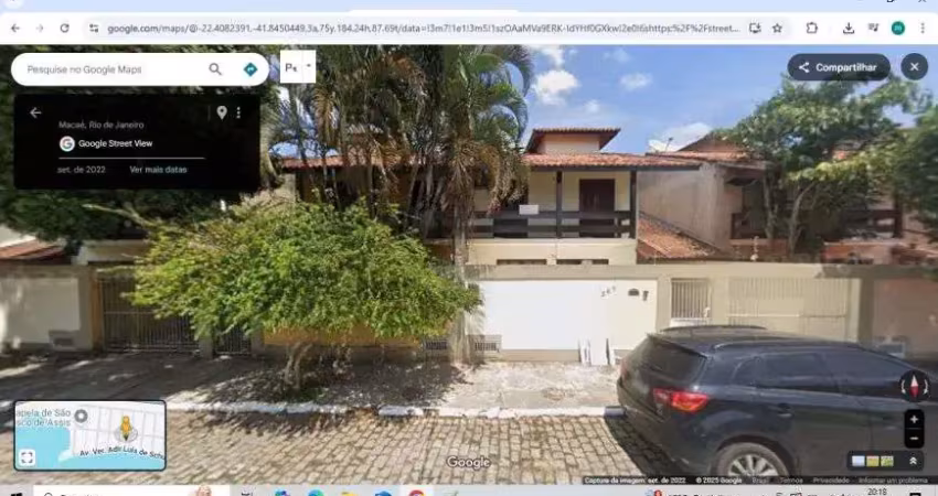 Casas para locação no mirante da lagoa em macaé/rj, 03 quartos c/ suítes, garagem e quintal.