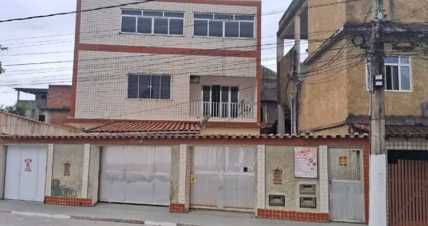 Casa para locação na aroeira em macaé/rj, 01 quarto, varandão, não têm garagem.