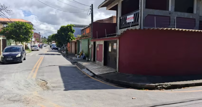 Casas para venda no parque aeroporto em macaé/rj, 03 quartos c/ suíte, garagem e área gourmet.