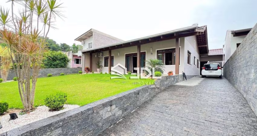 Casa com 3 dormitórios à venda, 200 m² por R$ 699.000,00 - Salto do Norte - Blumenau/SC