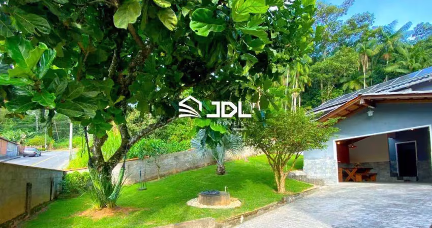 Oportunidade! de 785 mil por 680 mil! você ja imaginou morar em uma casa bem localizada e com o ar de área rural? bairro velha central, blumenau/sc;