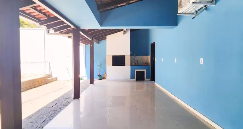 Casa à venda, 480 m² por R$ 980.000,00 - Velha - Blumenau/SC
