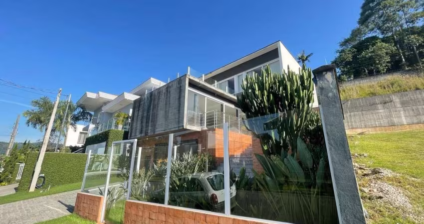Casa à venda, 330 m² por R$ 2.599.000,00 - Itoupava Norte - Blumenau/SC