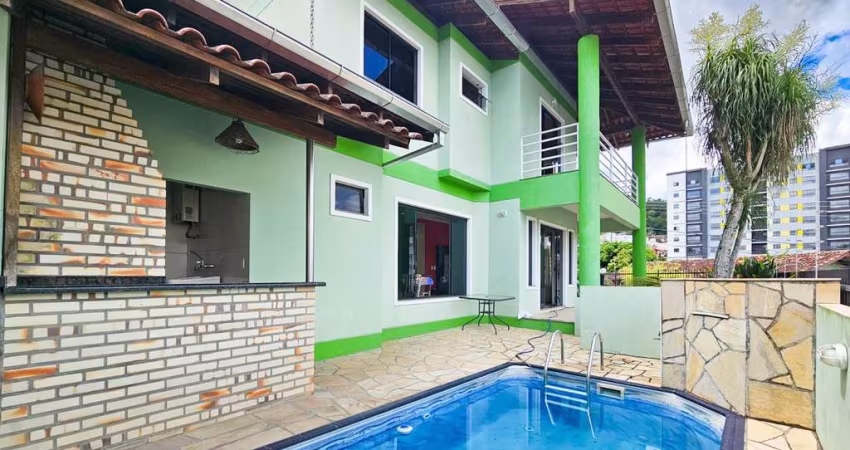 Casa à venda, 184 m² por R$ 980.000,00 - Escola Agrícola - Blumenau/SC