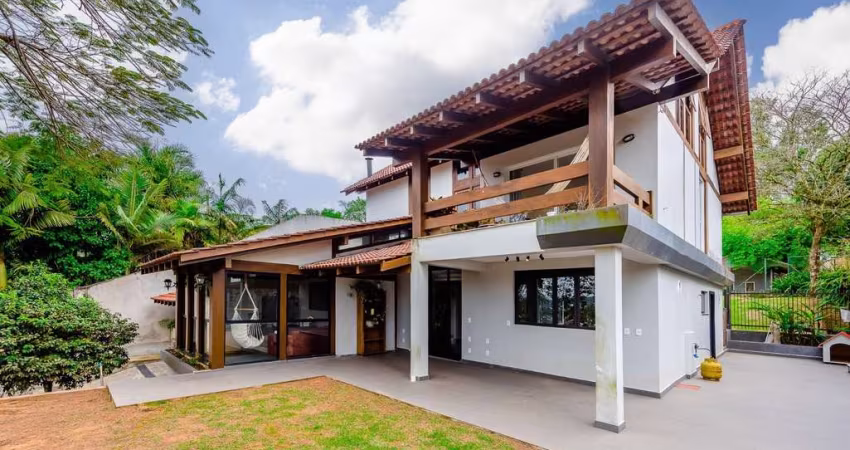 Casa à venda, 248 m² por R$ 2.200.000,00 - Vila Nova - Blumenau/SC