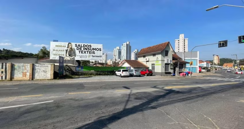 Terreno à venda, 1088 m² por R$ 2.000.000,00 - Velha - Blumenau/SC