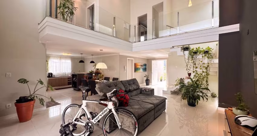 Casa com 3 dormitórios à venda, 288 m² por R$ 1.100.000,00 - Fortaleza Alta - Blumenau/SC