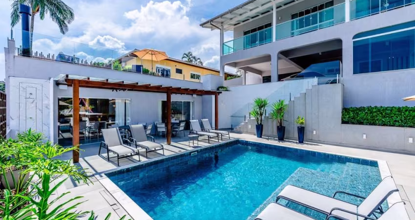 Casa à venda, 435 m² por R$ 4.500.000,00 - Escola Agrícola - Blumenau/SC