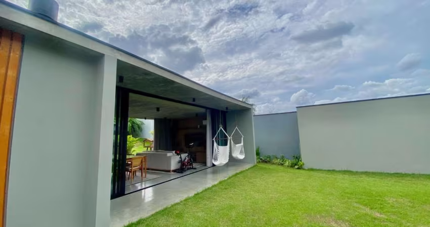 Casa à venda no bairro Água Verde