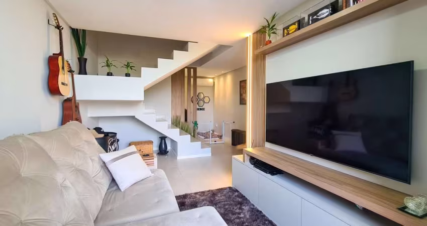 Casa com 2 dormitórios à venda, 107 m² por R$ 600.000,00 - Água Verde - Blumenau/SC