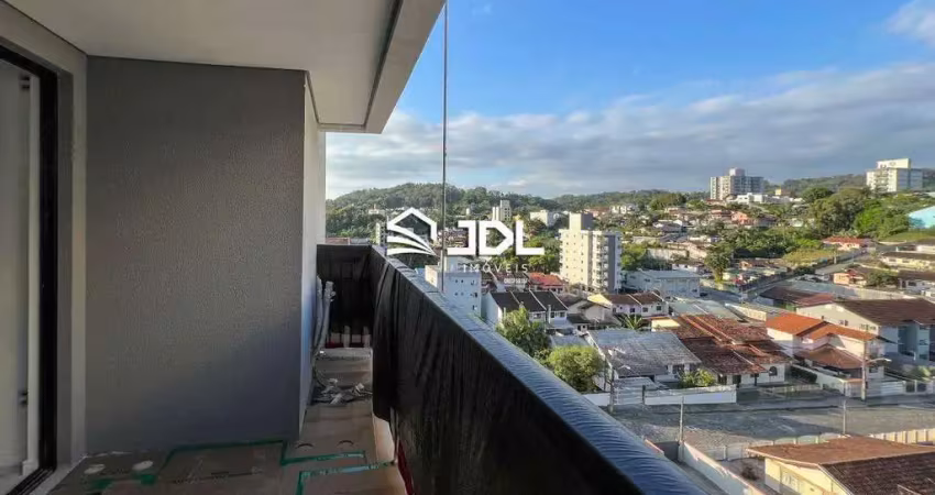 Apartamento com suíte, aquecimento a gás e lazer completo.