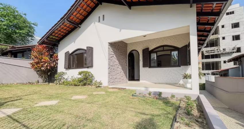 Casa com 3 dormitórios à venda, 167 m² por R$ 1.600.000,00 - Vorstadt - Blumenau/SC