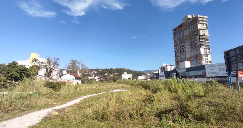 Terreno à venda, 10772 m² por R$ 21.200.000,00 - Victor Konder - Blumenau/SC