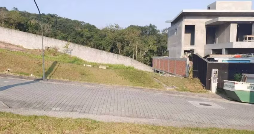Terreno em condominio fechado no bairro da velha!!!