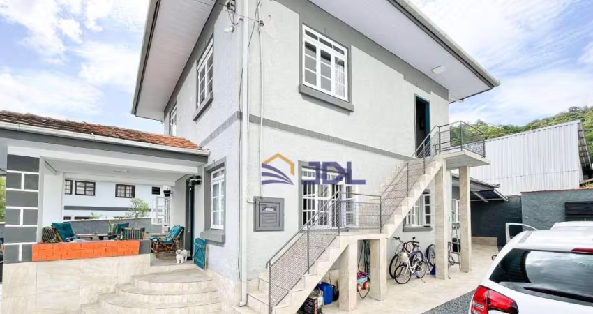 Casa à venda, 204 m² por R$ 900.000,00 - Velha - Blumenau/SC