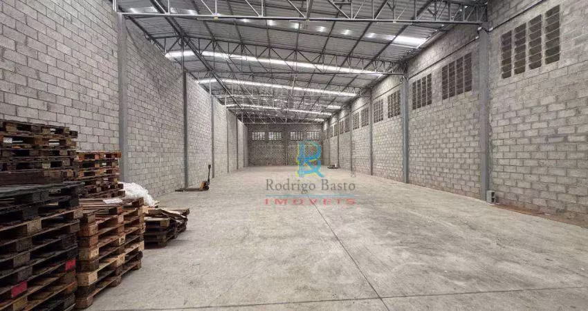 Galpão para alugar, 600 m² por r$ 10.000/mês - guaribas - eusébio/ce