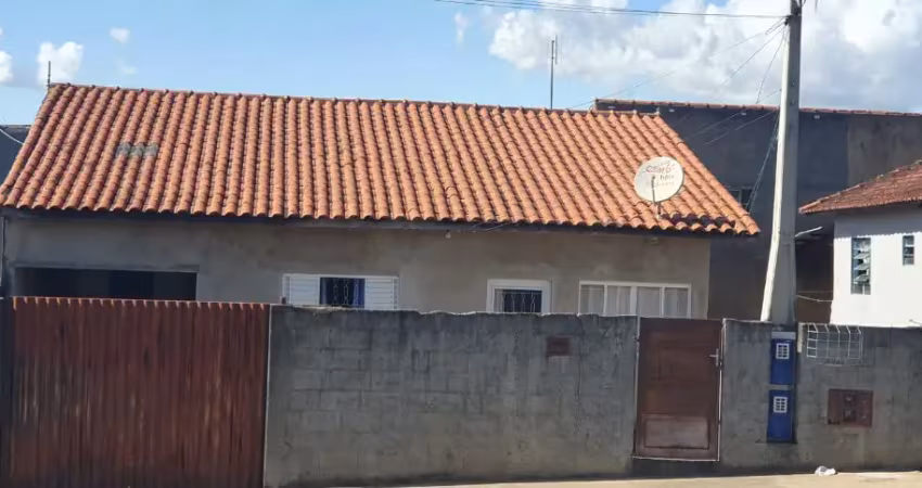 3 casas pilar do sul, 300 m², sta cecília, rua comercial, 5 quartos, 3 banheiros, doc. ok facilito