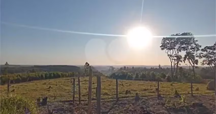 Lindo terreno pilar do sul, 1.500 m², turvinho, 1 km asfalto, energia perto, doc. ok