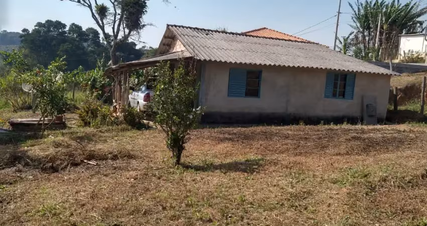 Boa chácara são miguel arcanjo, 810 m², turvinho, 3 quartos, poço, internet, doc. ok, facilito