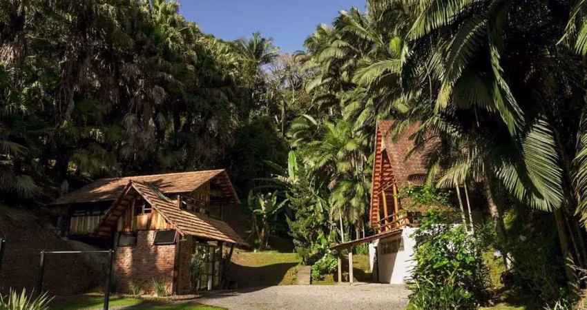 Casa com 5 quartos à venda no Bom Retiro, Blumenau 