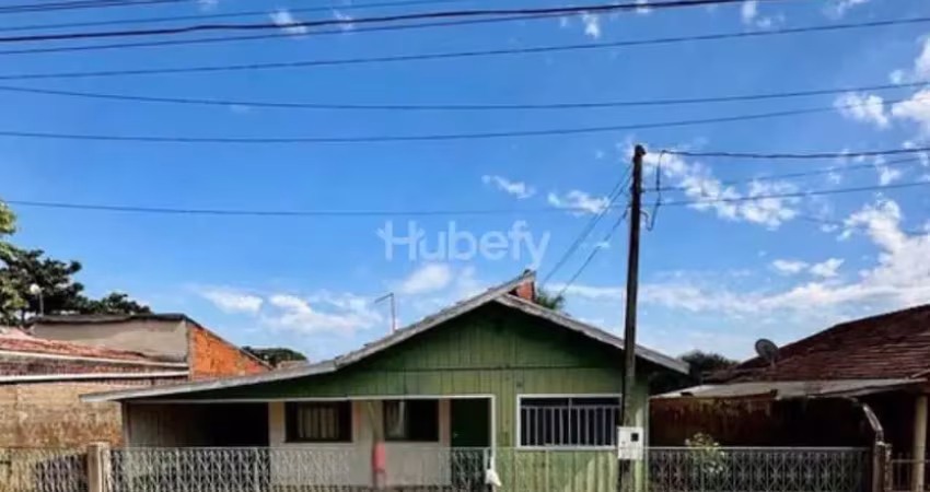 Excelente terreno em rua paralela com pr 482,  que dá acesso às cidades vizinhas.