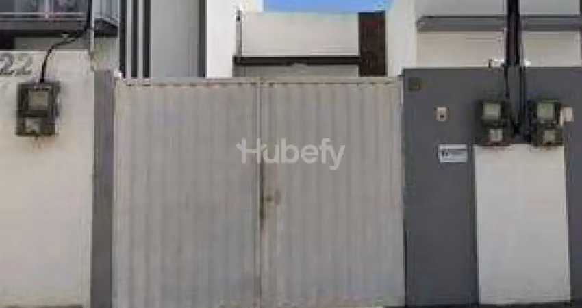Casa com 2 quartos à venda na Rua José Gomes da Silva Neto, 18, Parque Novo Jockey, Campos dos Goytacazes