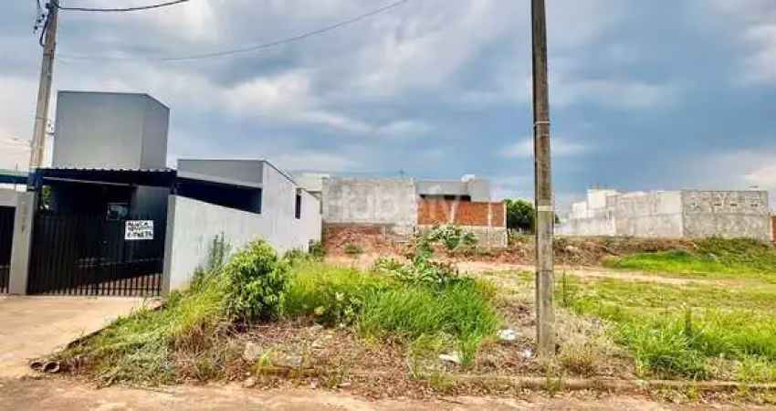 Terreno à venda no Parque Residencial Tokio, Umuarama 