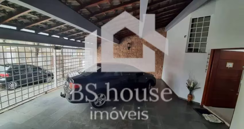 Casa com 3 quartos à venda na Rua Paranapiacaba, Vila Pires, Santo André