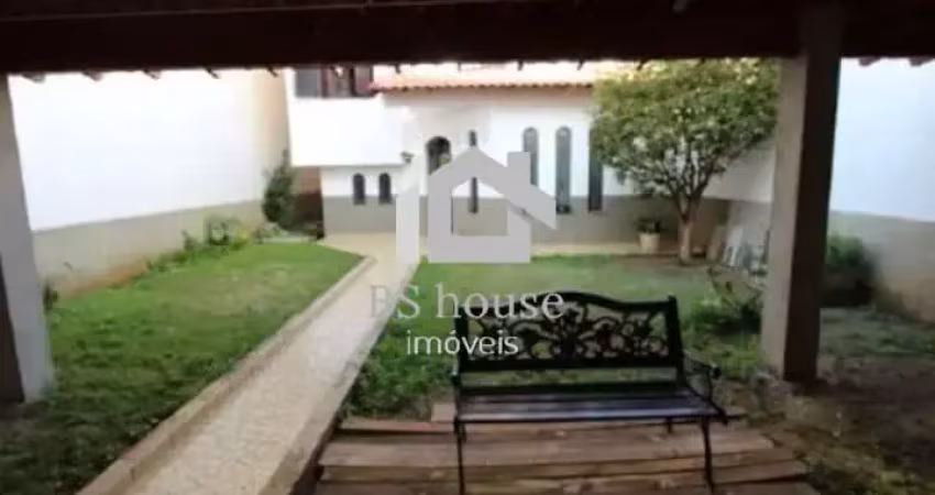 Sobrado 4 dormitórios, 5 vagas, com 410m² - vila bastos
