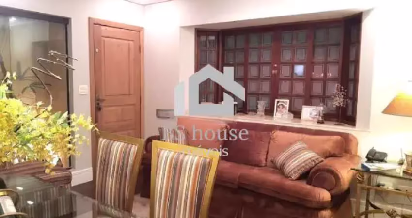 Casa térrea de 2 dormitórios e 2 vagas com 125 m² - jardim