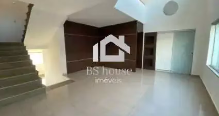 Sobrado 05 dormitórios, 4 vagas, com 330 m², santa maria - santo andré / sp