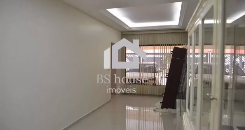 Casa com 3 quartos para alugar na Rua Laureano, Vila Camilópolis, Santo André