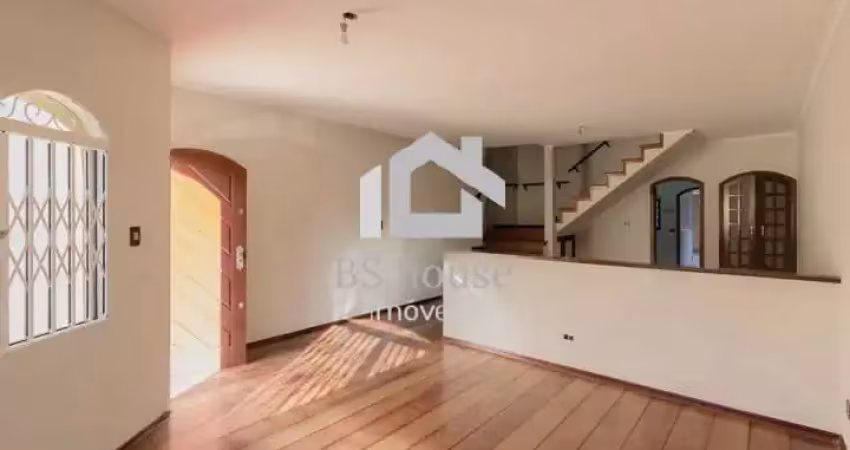 Casa com 3 quartos à venda na Rua Itagiba, Parque Jaçatuba, Santo André
