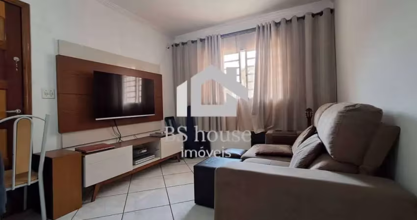 Casa com 2 quartos à venda na Rua Angelina, Vila Palmares, Santo André