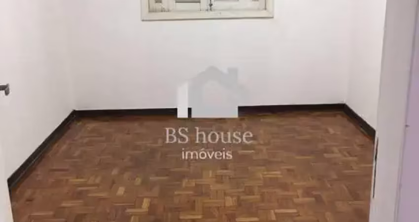 Apartamento sobreloja, com 65 m², próximo da estação utinga