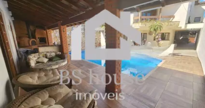 Sobrado 500 m² com área gourmet e 8 vagas - campestre