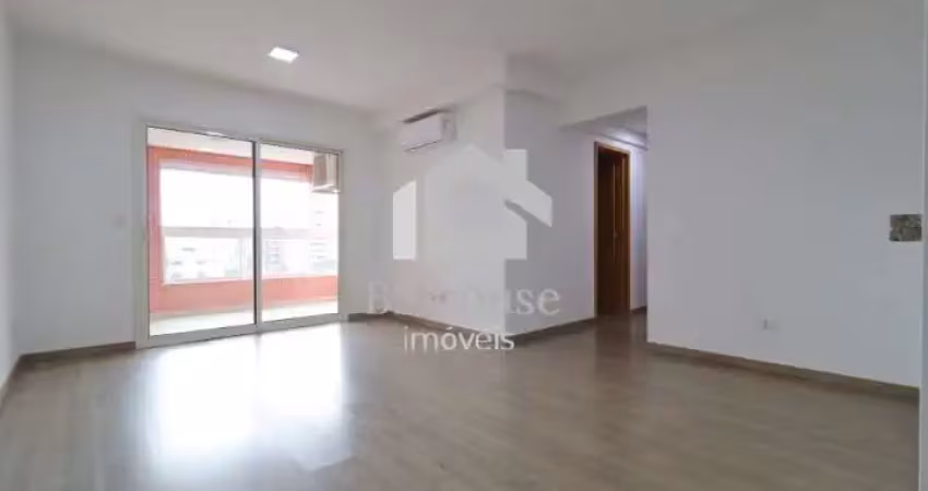 Apartamento, 102 m², 3 dormitórios, 1 suíte e 3 vagas