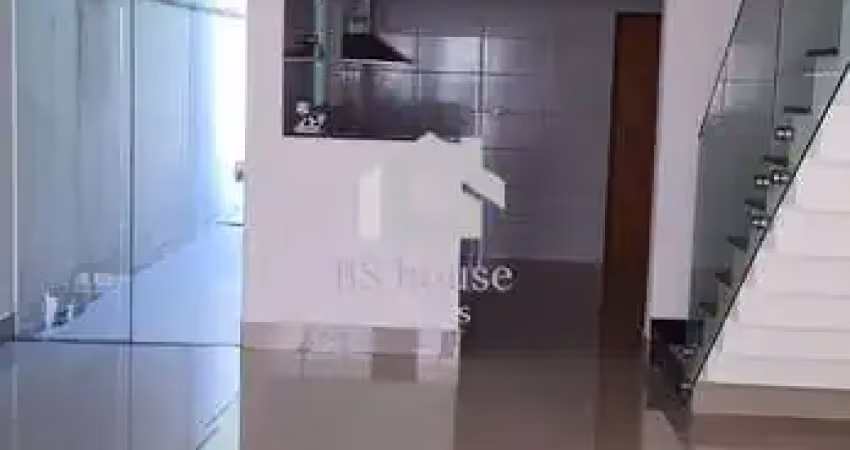 Sobrado para locação ou venda, com 180 m², churrasqueira e 4 vagas