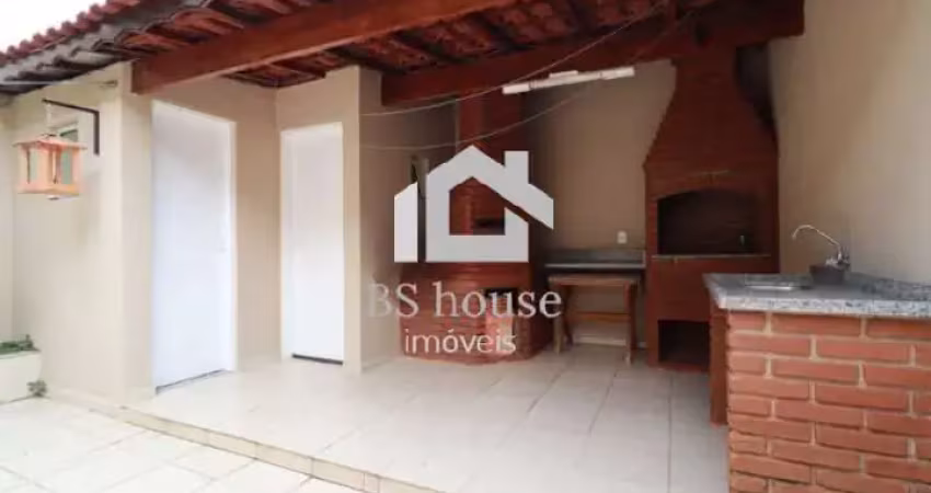 Sobrado 3 suítes, 3 vagas, com 180 m²  e espaço gourmet - santa paula