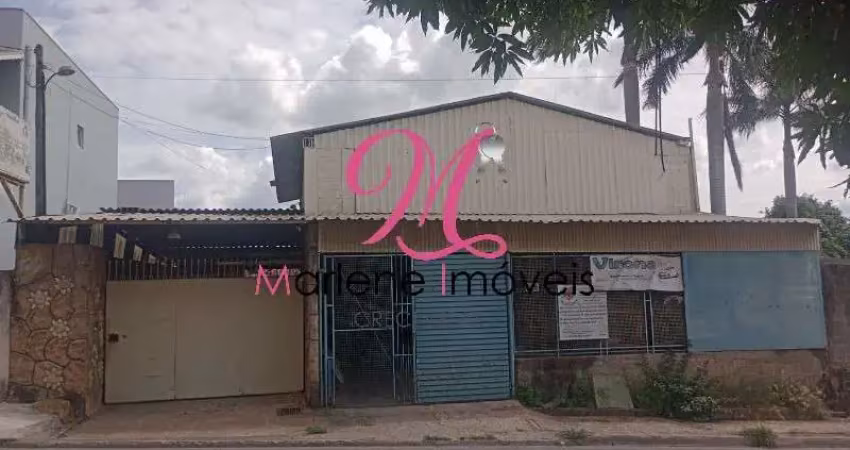 Sobrado com 3 quartos e 6 vagas de garagem na estância comandante barros, jarinu/sp - imperdível!