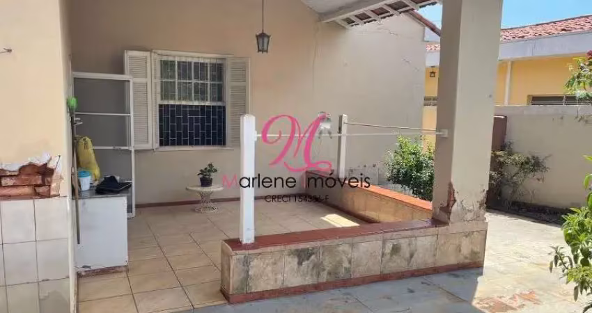 Casa com 6 quartos à venda no Centro, Pirassununga 