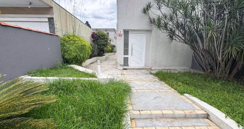 Casa à venda ou para locação de Alto Padrão, Bairro Ahú, CURITIBA - PR
