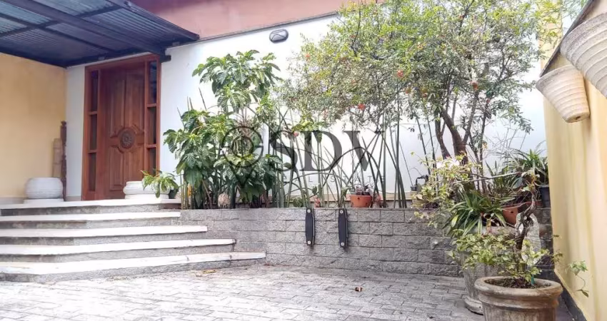Casa com 4 quartos à venda na Rua Campos, 678, Vila Inah, São Paulo
