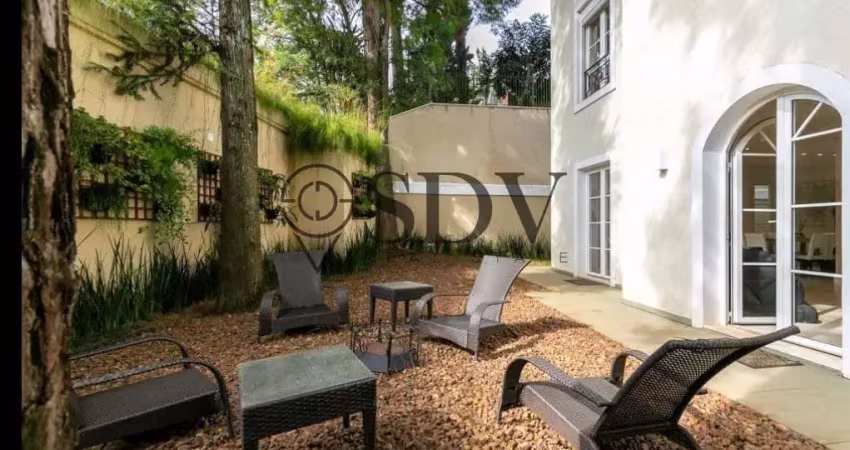 Casa em condomínio fechado com 4 quartos à venda na Rua Job Lane, 590, Jardim Petrópolis, São Paulo