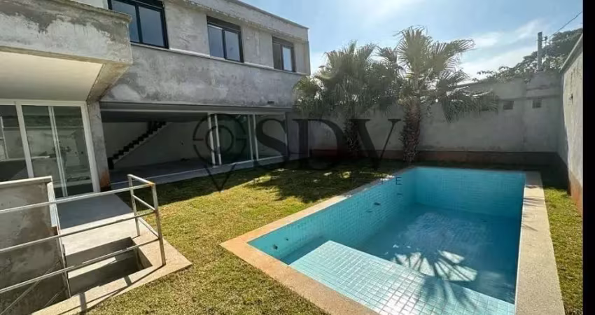 Casa em condomínio fechado com 4 quartos à venda na Rua Cristóvão Pereira, 529, Brooklin, São Paulo