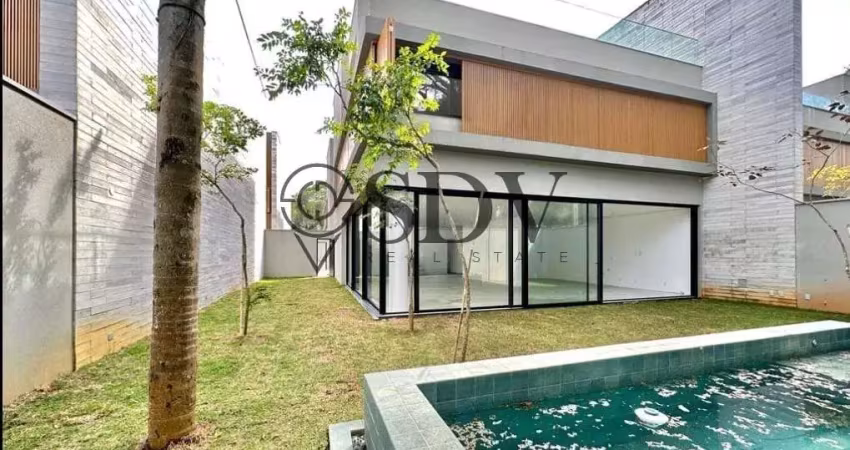 Casa em condomínio fechado com 4 quartos à venda na Rua Pirandello, 245, Brooklin, São Paulo