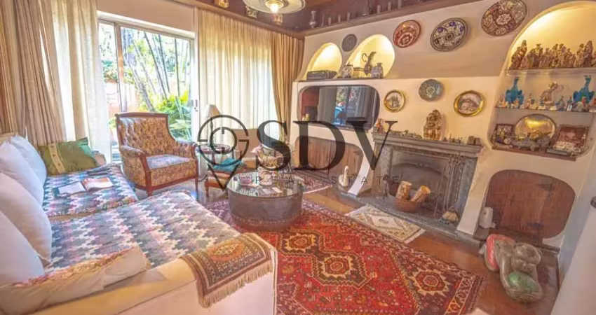 Casa com 4 quartos à venda na Rua José de Freitas Guimarães, 411, Pacaembu, São Paulo