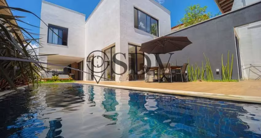 Casa com 4 quartos à venda na Rua Veneza, 724, Jardim Europa, São Paulo