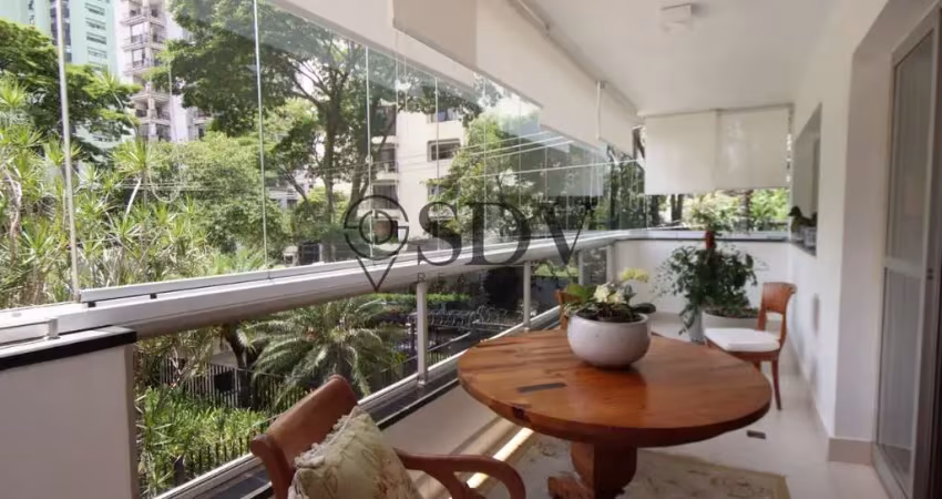 Apartamento com 4 quartos à venda na Avenida Jamaris, 840, Moema, São Paulo